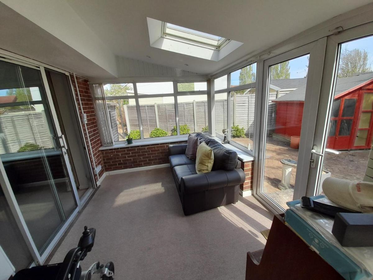 Comfort House Havant Exterior photo